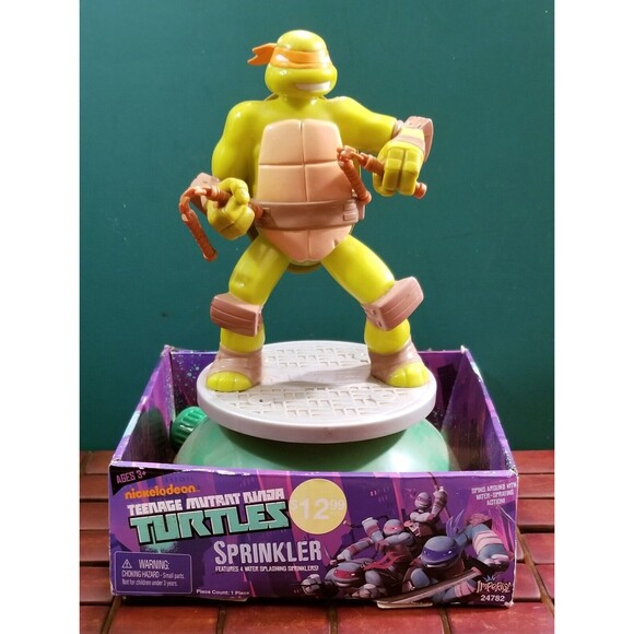 Teenage Mutant Ninja Turtles Michelangelo Lawn Sprinkler Nickelodeon - Picture 1 of 5